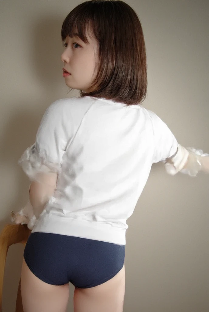 Victorian 18-year-old woman。The situation of covering the bare buttocks that were beaten as punishment with both hands