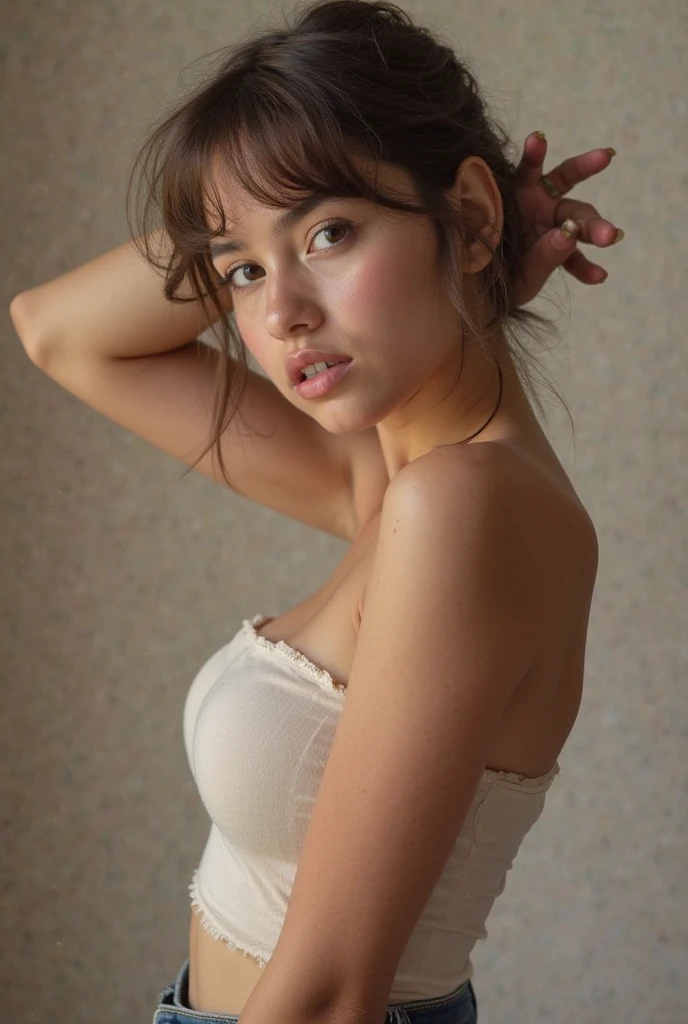 ((best qualtiy, 8K, tmasterpiece:1.3)), Focus:1.2, perfect figure beautiful woman:1.4, Cocked buttocks:1.2, ((Cut hair in layers:1.2)), (medium tits),(Bandeau dress:1.5), Highly detailed facial and skin texture, A detailed eye, double eyelid,Whiten skin,long whitr hair,(Keep one's mouth shut:1.3),ssmile