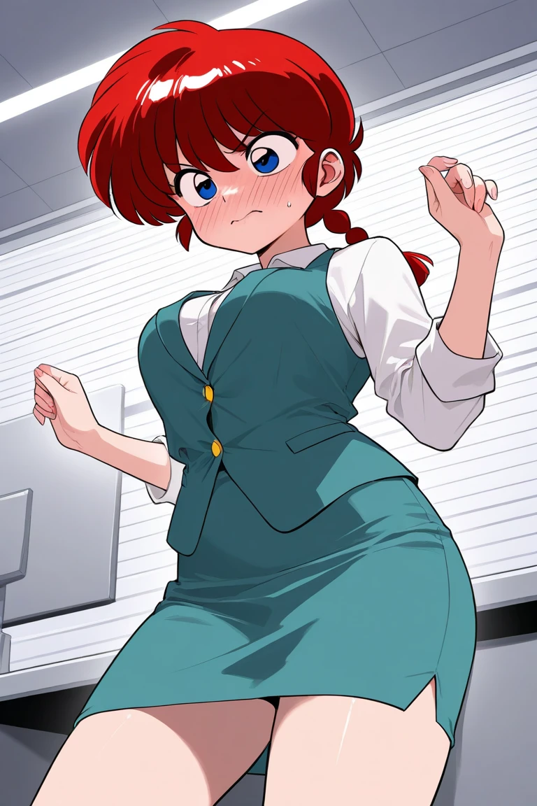 Ranma saotome, cabello rojo, pelirroja, rubor, sonrisa ligera, uniforme escolar, aula, bolsa para la escuela, muslos, cintura estrecha, pechos grandes, cadera ancha, ricos pechos, colegiala vulgar, falda corta, escote prominente, escote sensual, pechos grandes, escote, cuerpo completo, uniforme colegiala sexy, pose vulgar, escote grande,