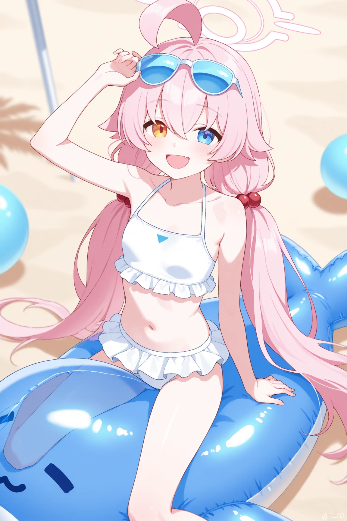 summer、1 girl、((Silver fur))、((Pink sparkly eyes))、A sloppy smile、Open your mouth、Swimwear、Lie down、Highest quality、Ocean