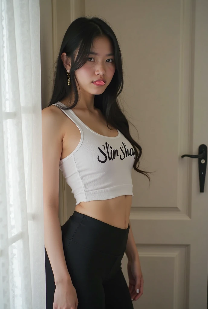 Arafed Asian woman wearing a tan top and black pants., ropa abierta en el pecho, foto de modelo chica delgada, atuendo revelador, hermosa joven coreana, modelo de moda femenina coreana, chica sexy, Cuerpo y cara sexy, 2 4 year old female model, japanese model, camiseta sin mangas, Usar ropa simple y ajustada, top corto, vistiendo un top corto sexy, estilo atractivo