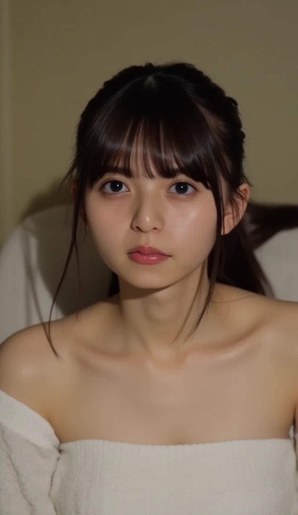 Japanese Beauty、bedroom、Ecstasy face、Completely naked、high school girl、My hair is messy、I'm exhausted、Sweaty、Sweat droplets、Small breasts、Small undeveloped breasts、Lie on your back、Spread your legs、Spread your legs、Functional、masterpiece、Highest quality、High resolution