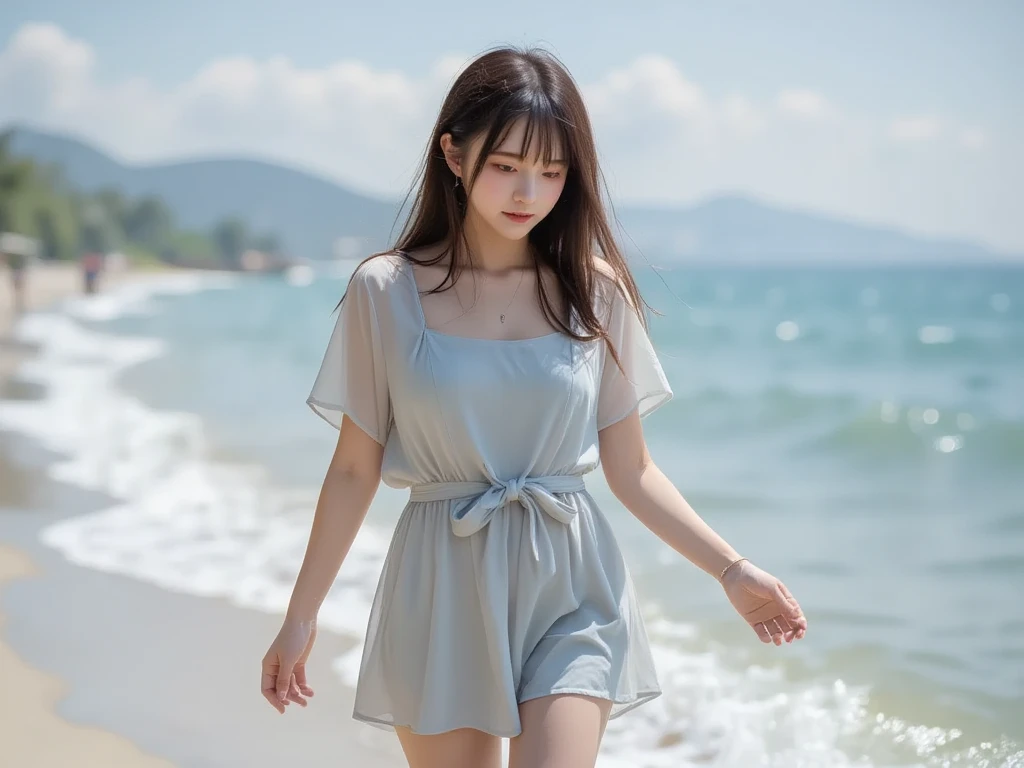、Tank top、mini skirt、Fluffy long hair、Neat and clean dresses,sea,