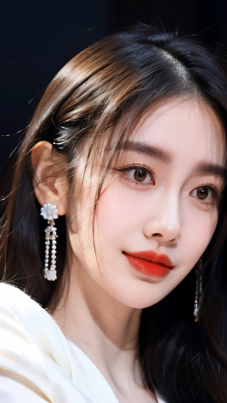 Ultra HD resolution,artistic photos,21year girl,earrings,long hair,Cold white skin,E cup,show out ,messy hair , messy hair ,Ruddy face,dress less ,露出乳晕