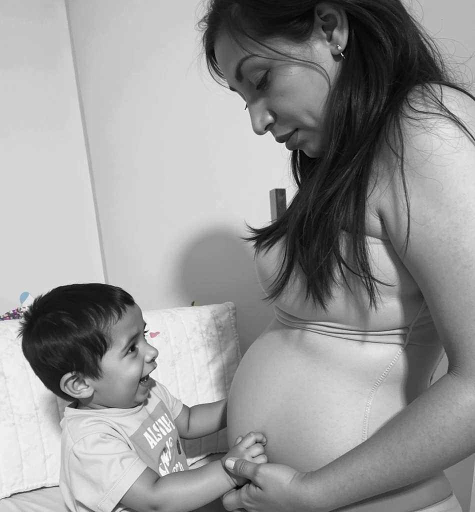 16 years cute beautiful face with hot play girl with his 3 years old cute baby with pregnant with stylish colour full modern trending hot sexy dress with hot full size romantic hot moody pic