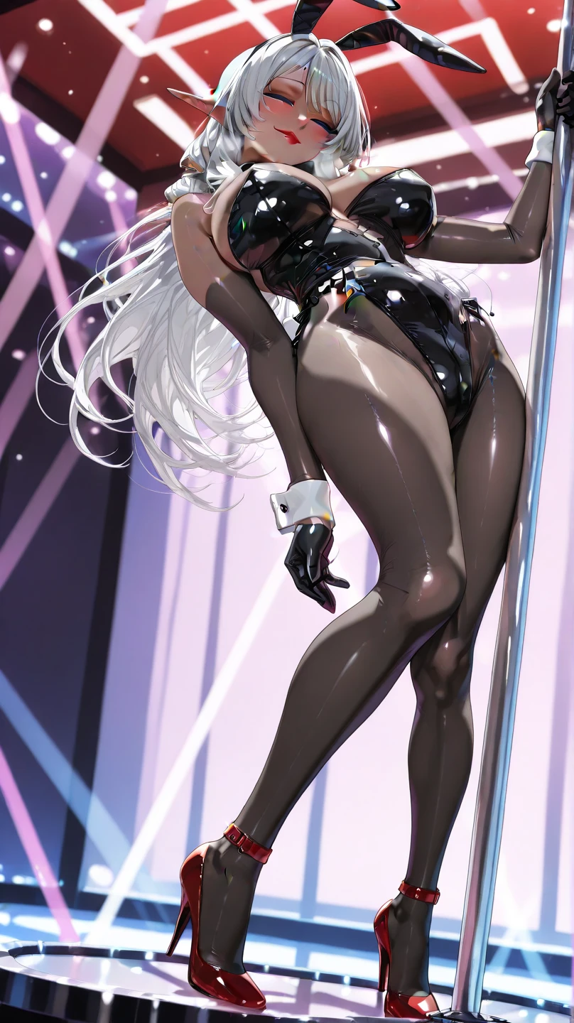 Sexy black silk beauty pole dancing，blond hairbl