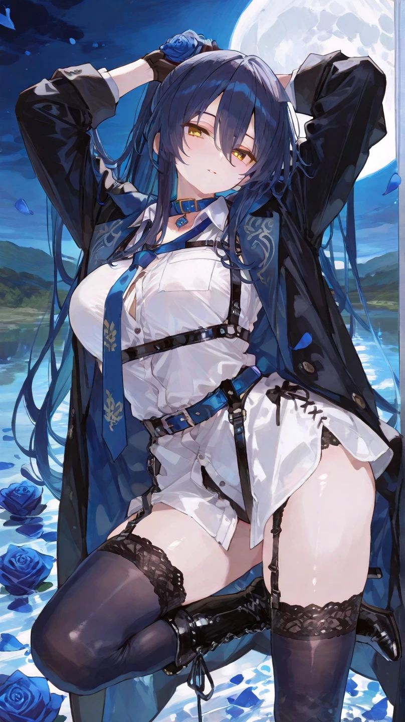 She lowered her waist、She opens her legs and shows off her plump thighs and groin...、Hold up both arms further。
She exposes her sweaty armpits to me.。