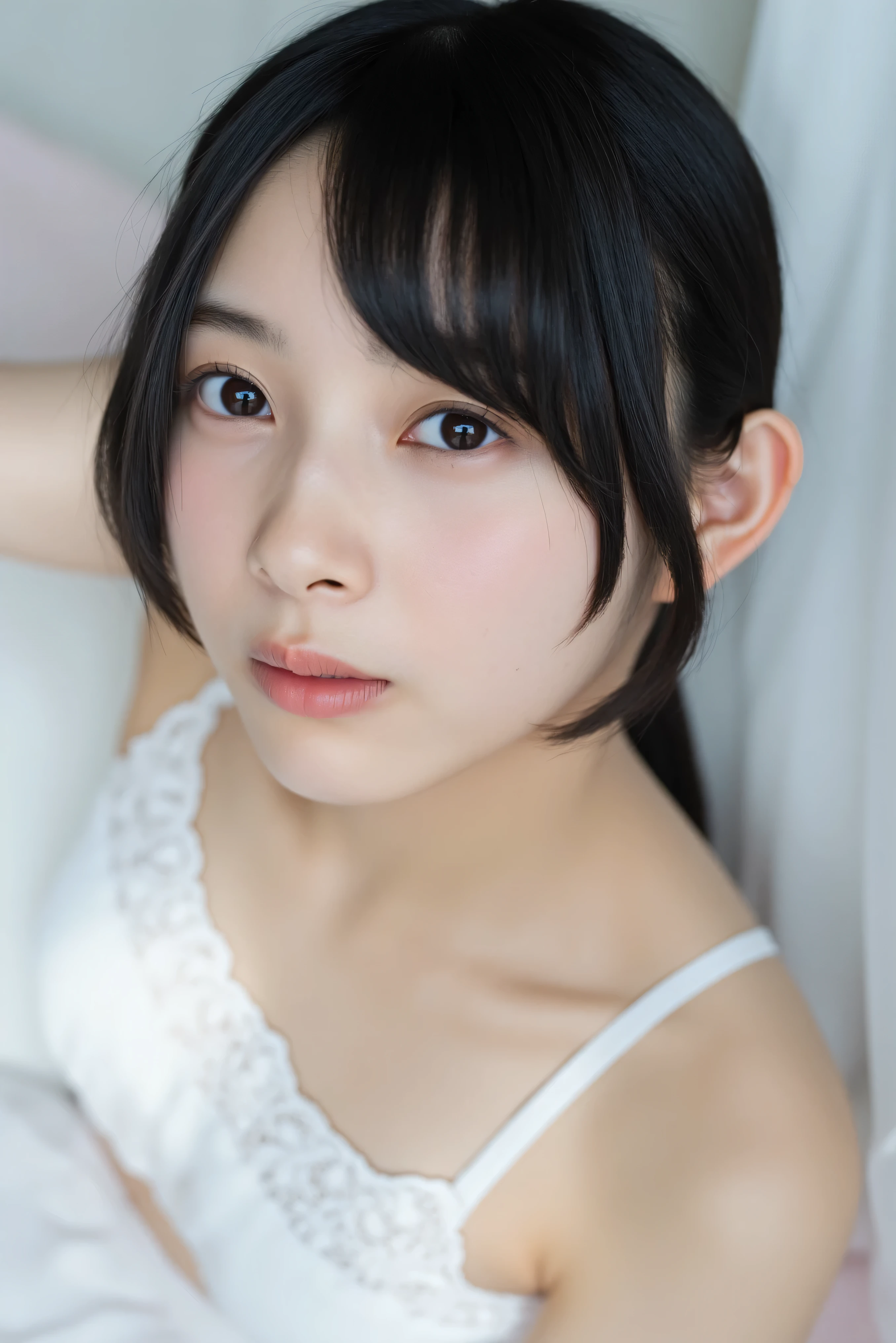　Shine　beautiful face　underwear　white