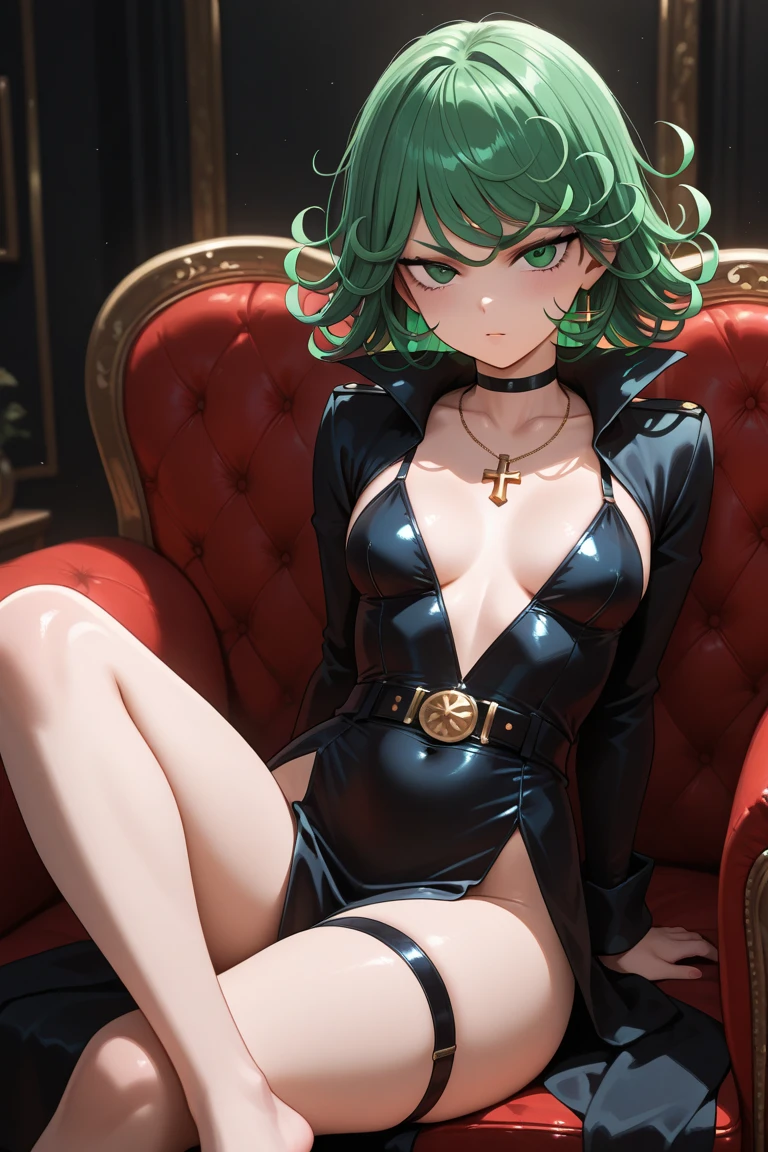 absurdos, high resolution, ultra-afiado, 8k, obra de arte, brandish, 1 garota, cabelo verde, cabelo curto, {{Vestido de noite preto}}, sala, noite, corpo todo, {curvado}, {{dedos perfeitos}}