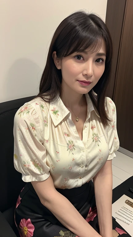 (Rim Light、A luxurious white shirt and luxurious white panties、Hair tied up、Woman riding a gondola in Venice、Woman toasting with a red Venetian glass:1.4).Woman in a gondola in Venice、Light brown hair、Elegant hairstyle、Blue Eyed Woman、A woman with a cute upward gaze、When the sky gets dark、When the sun goes down the sky turns red、Tight clothing that shows your body lines、、Elegant summer knitwear、Elegant summer sweater、Leather Belt、Short skirt、Dress elegantly着こなす、Luxury Bagedium Shorthair:1.4))、The sun shines on her、Light brown hair、Light brown hair、The sky was dyed red、There are clouds、private's cute、Her ample breasts are obvious even through her clothes..、The shining sun is so beautiful、Dusk is approaching、Lens flare、You can see the sunset、((Sunlight reflecting off the ocean、Ocean View、The sun shines on the ocean、'beautiful.、Small earrings、private'evening、Birds are also flying、、Brown Hair Color、Tying up hair、The woman is on the right:1.4))、Luxury Leather Belts、Shiny clothes、Light beige hair color、Background Blur、Braid only the front hair、Light brown hair、{{Cowgirl Shot}}、((Close-up shot from the waist up、Ample breasts:1.4))、Smile、Silk clothing、Ample breasts that can be seen even through clothes、Braid only the front hair、Cowboy Shot、Gorgeous white collared silk shirt and brown skirt、Dress elegantly、Luxury Bags、A lovely smile、((Ample breasts))、Full body photo、ring、Short skirt、Tuck your hair behind one ear、Silver Necklace、smile、 Elegant ponytail、Caustics、Highly detailed photos、Very beautiful and ideal short hair、Super no makeup、(8k、RAW Photos、Highest quality、masterpiece:1.2)、(Realistic、Realistic)、1 girl、((Medium Short Hair、Looking into the camera:1.4))、Hair blowing in the wind