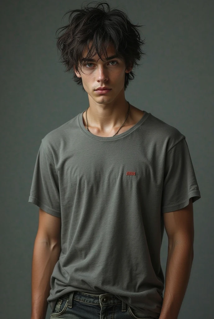 hombre de remera blanca mojado, triste