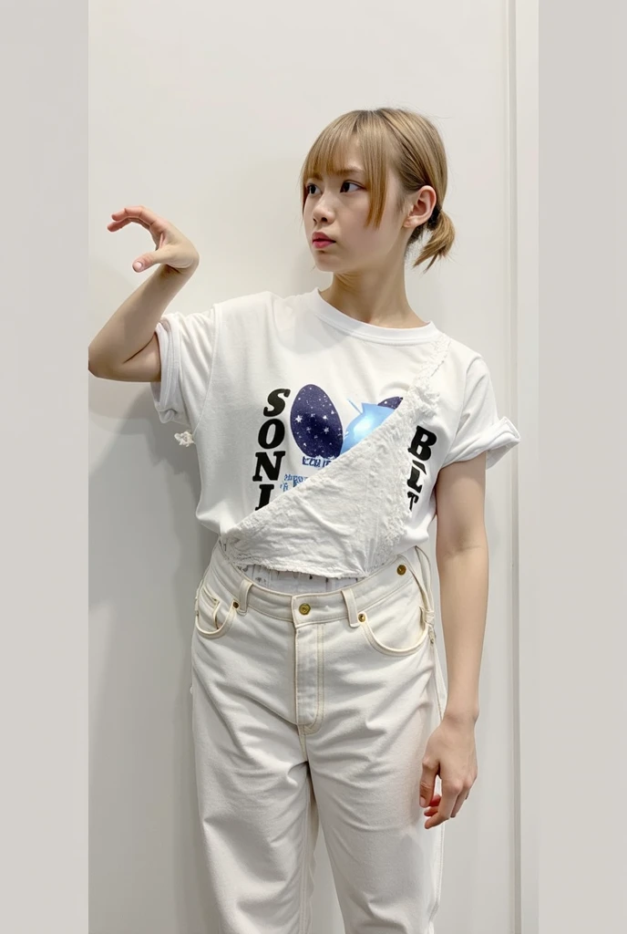 (highest quality、8k、32k、masterpiece)、(Realistic)、(Photorealistic:1.2)、(High resolution)、Very detailed、Very beautiful face and eyes、1 girl、Round and small face、Narrow waist、Delicate body、(close、highest quality、High detail、Rich skin detail)、(highest quality、8k、Oil paints:1.2)、Very detailed、(Realistic、Realistic:1.37)、Bright colors、(((Iは緑の髪をしています)))、(((Bust Shot)))、(((Side Tail Hair)))、(((smile)))、(((White wall background)))、(((White wall background)))、(((She has a happy expression)))、(((Teeth are visible)))、(((smileです)))、(((Wearing a navy blue T-shirt)))、(((It is a navy blue T-shirt with English letters on the chest.)))、(((T-shirts with English text)))、(((Look straight ahead)))、(((The skirt is short)))、、(((I&#39;Touch your head with your right hand)))、(((You can see the Chinese characters tattoo on your chest.)))、(((I have a tattoo)))、(((Sexy Looks)))、(((There is English written on the clothes.)))