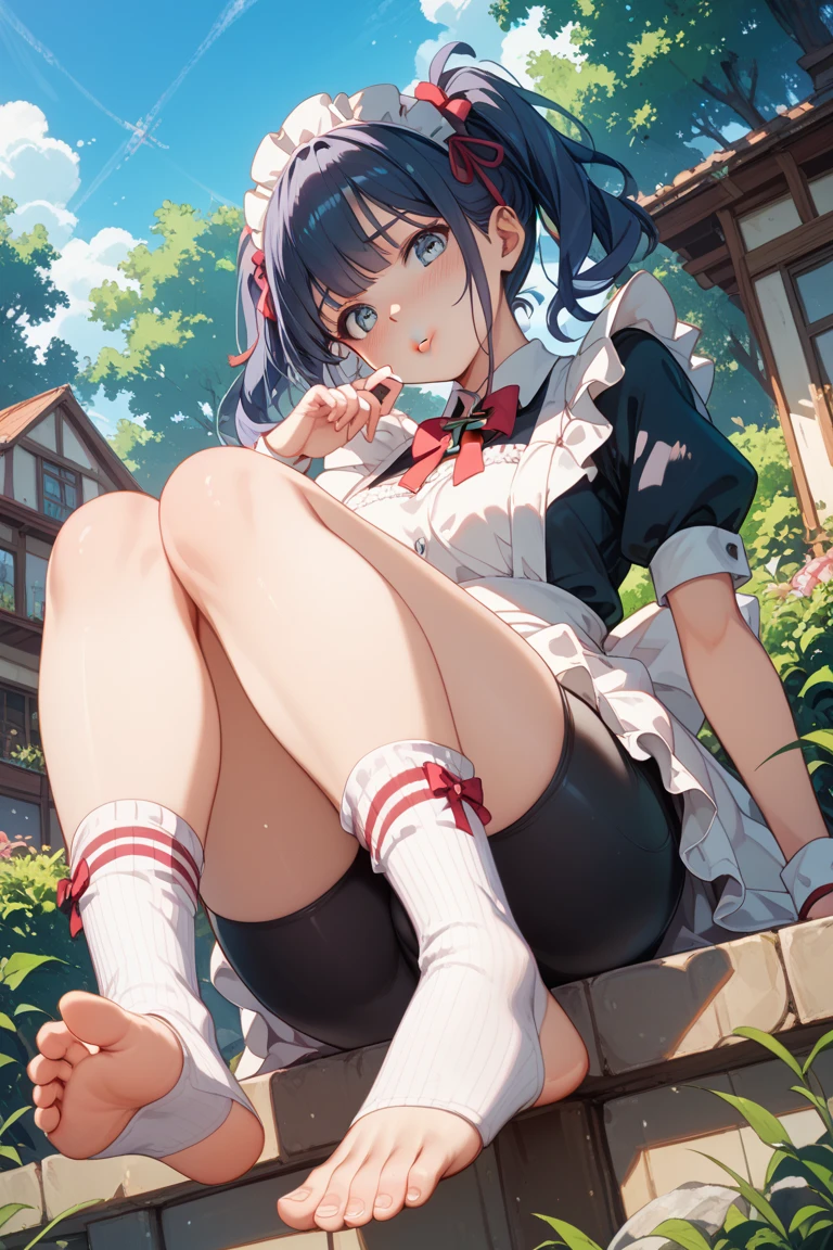 18 years old, torture、barefoot