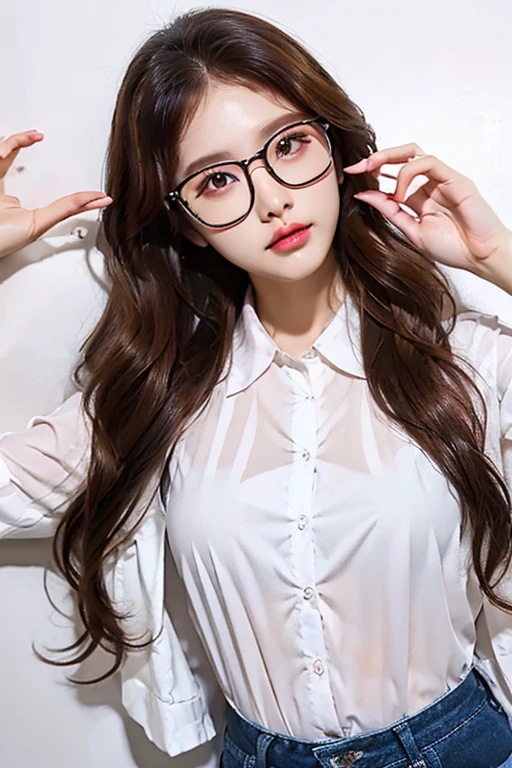 Highest quality、masterpiece、High sensitivity、High resolution、Detailed Description、Slender women、Glasses、Lolita、Like a plastic model、