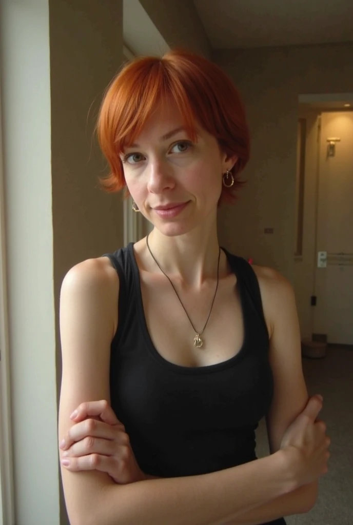 A selfie of older Kate Mara with Mia Wallace's hair, pas de maquillage, Taken with iPhone camera, avant de sortir le soir