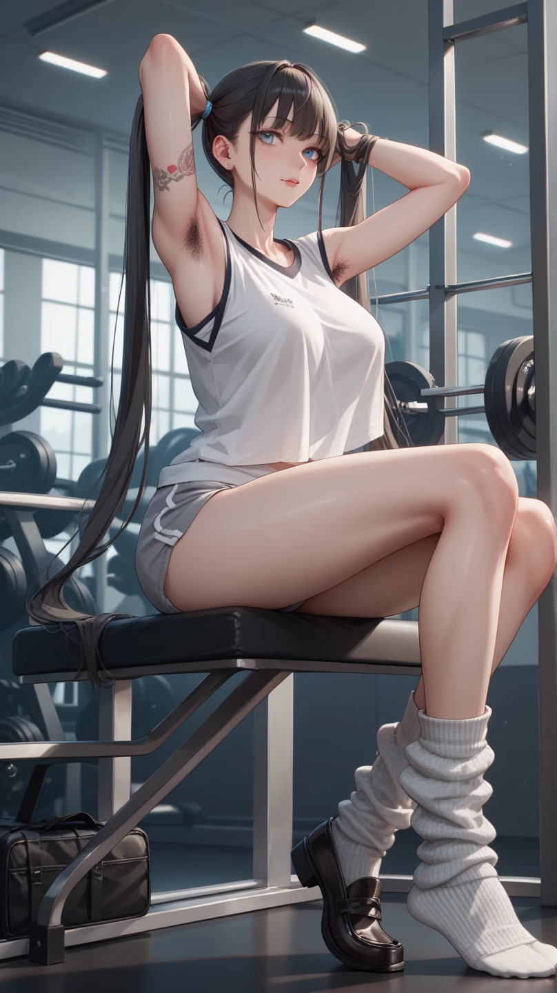 Japanese 、Inside the high school gym、Gym clothes、Indoor shoes、summer、Sweaty、Sweat makes gym clothes see-through