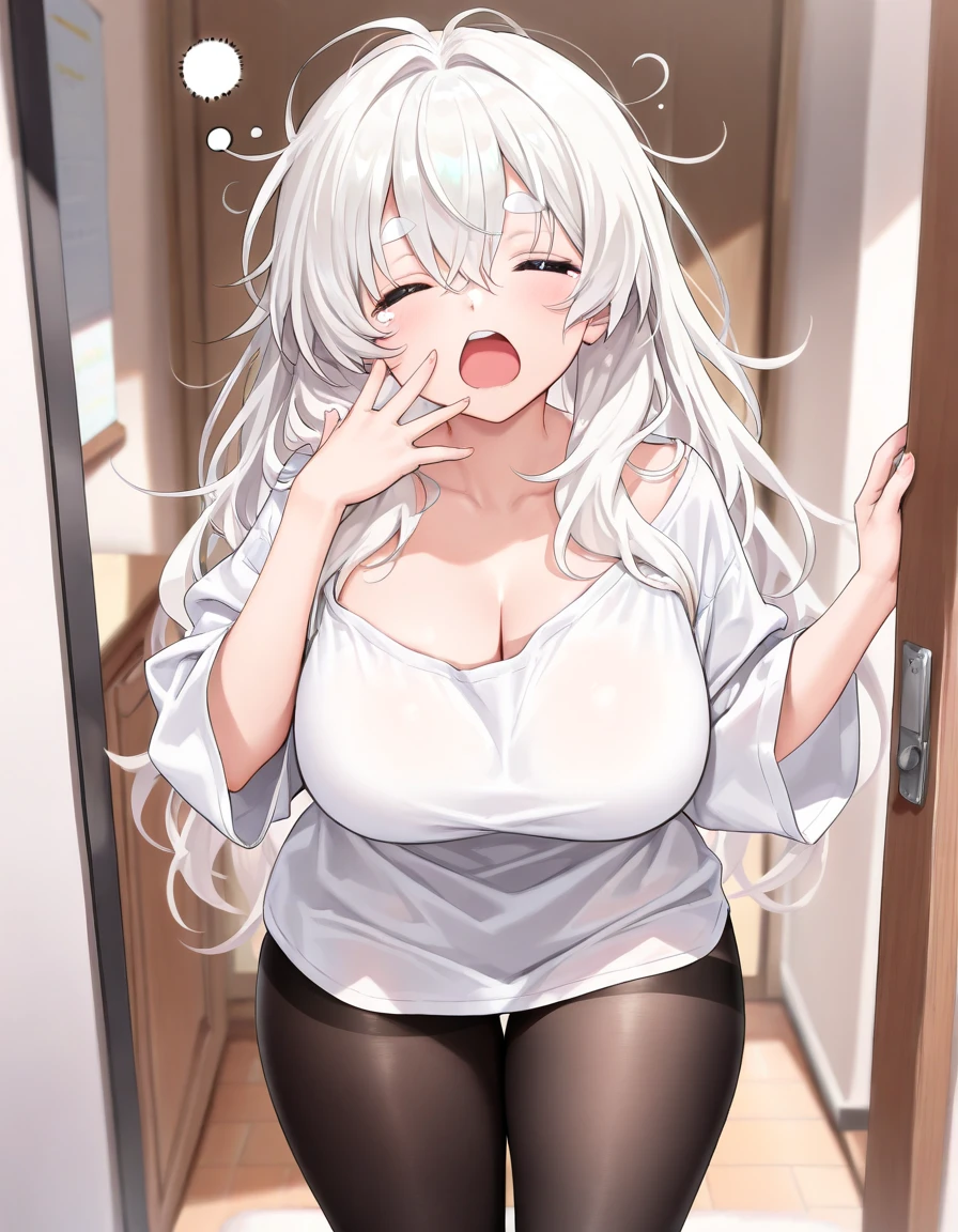 Big Breasts、Full nudity、Pee、Urinating