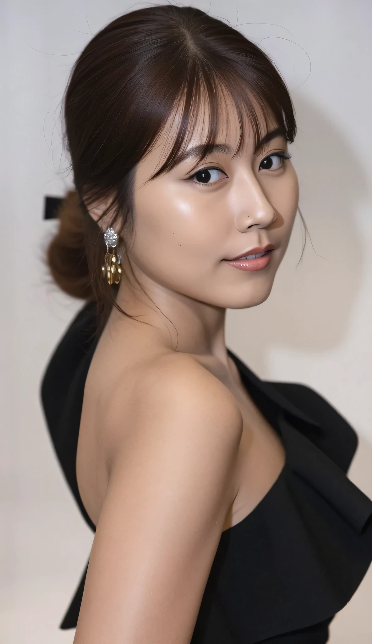 HD, 4K, 8k, 16k、1 woman、Ultra High Resolution、leaning back upper body、stretches her chest 、((anatomically correct))、camera angle from the front、(((front view)))、Beautiful Hair、accurate anatomy of a dark night、ultra HD hair、Ultra-high definそれion beauty face、輝くUltra High Resolution の美肌、 Ultra High Resolution の艶やかな唇、(full body photo:1.1)、Vintage Fashion、fashion model with split ends due to pubic hair、sensual、masterpiece、top quality、Bright Natural Lighting 、beautiful woman in silya room