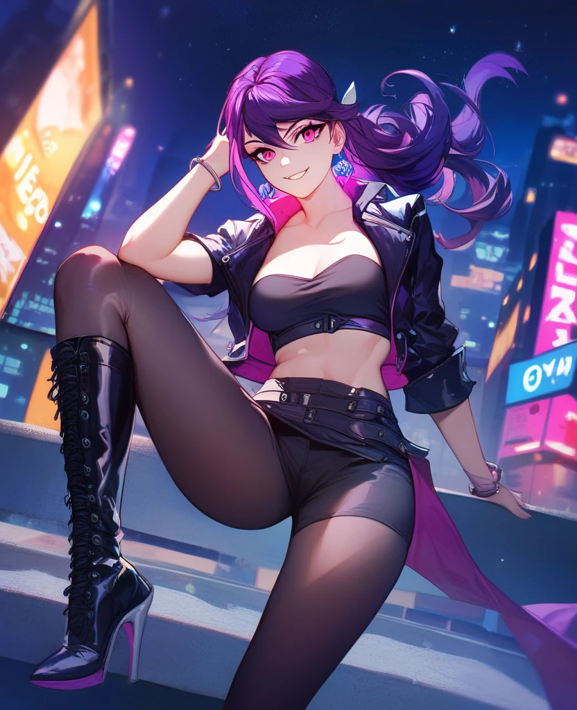 She has metallic purple hair in the 'Sting Grrrl' mold, a tan skintone and brown eyes lined with glittery lilac eyeshadow. She wears a purple and black one-sleeved leotard with an optical pattern, a sparkly black belt and black fingerless gloves. Her shoes are knee-high glittery black boots with purple laces and her acessories include a visor (with the band sporting a matching pattern to her bodysuit), black aviator sunglasses and silver key earrings. SPARKLE; GLITTER