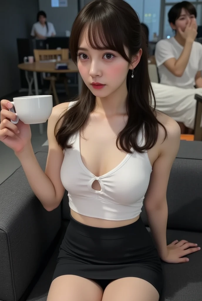 coffee shop、Tube top、Leaning forward、Remote controller,Underboob、Cleavage、Large Breasts,outside,crowd,safe for work:2.0,Fold your arms in front of your chest,topless;2.0,Shooting from below,Bob,panties,Spread your legs:0.8,Public images,Shiny legs, Pencil Skirt