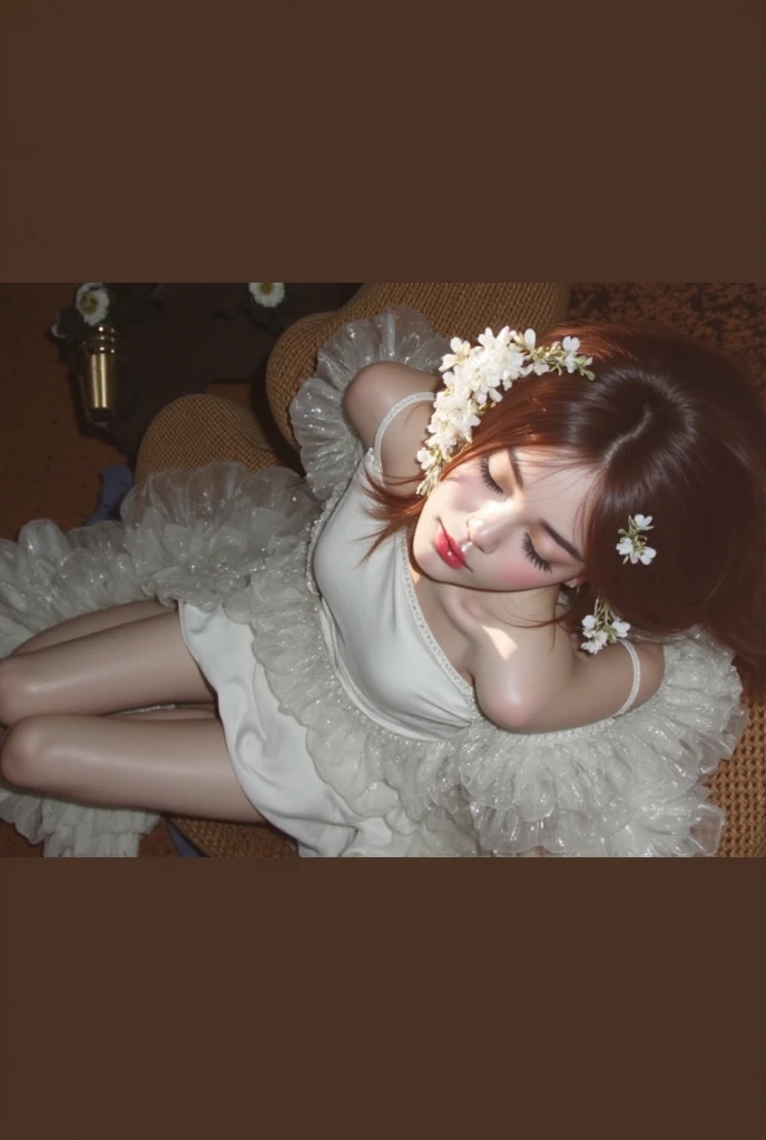 Delicate face,s the perfect face,Wear white cotton socks pinned with flowers,Bare thighs