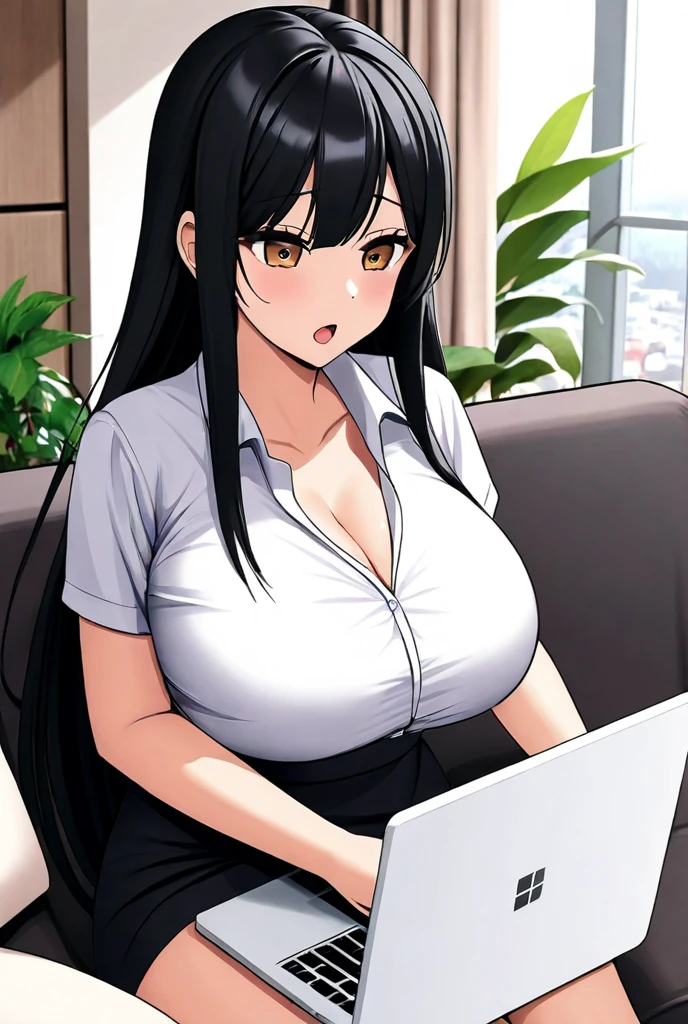 Chubby women、Black Hair、Upper Body、Casual wear、Sitting、Anxious expression、desk work、