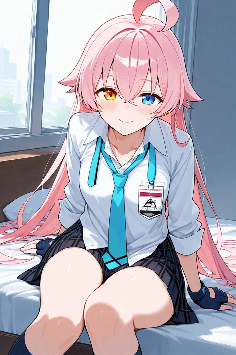 One Girl、Pink Hair、Ahoge、Odd Eye、smile、cute、Skirt Lift、I can see her white panties、Standing posture、classroom