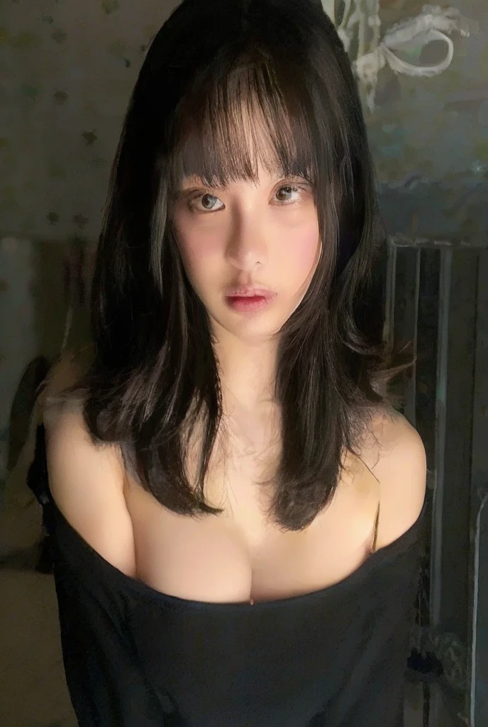 Hay una mujer con un collar de cruz en el cuello, 18 years old, Xision Wu, Shikamimi, Asian girl, Chiho, Angelawhite, Diosa japonesa, Yoshitomo Nara, beautiful asian girl, 2 , 21-year-old, an asian woman, 1 6 years, Asian face
