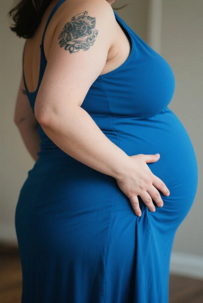 pregnant woman in tight black leggings and a grey shirt, pregnant belly, Buttocks swell crazily, Her belly is fat and round, She has a wobbly fat belly, bouncy belly, pregnant, widest hips, huge, pregnant, Big stomach, shaquille o'neil pregnant, expensive loose dress, surreal photolack hair:1.3),high ponytail,high ponytail辫