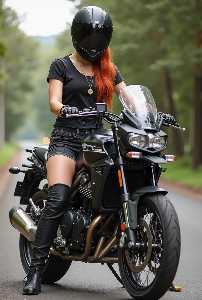 Uma mulher sexy nua com uma jaqueta de couro  usando um capacete pra moto e uma bota cano alto andando de moto em uma auto estrada nsfw