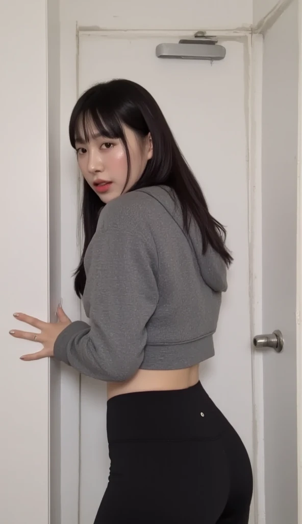 Japanese Girl sees the ghost and pees her black palazzo pants until her pants are wet in fright.