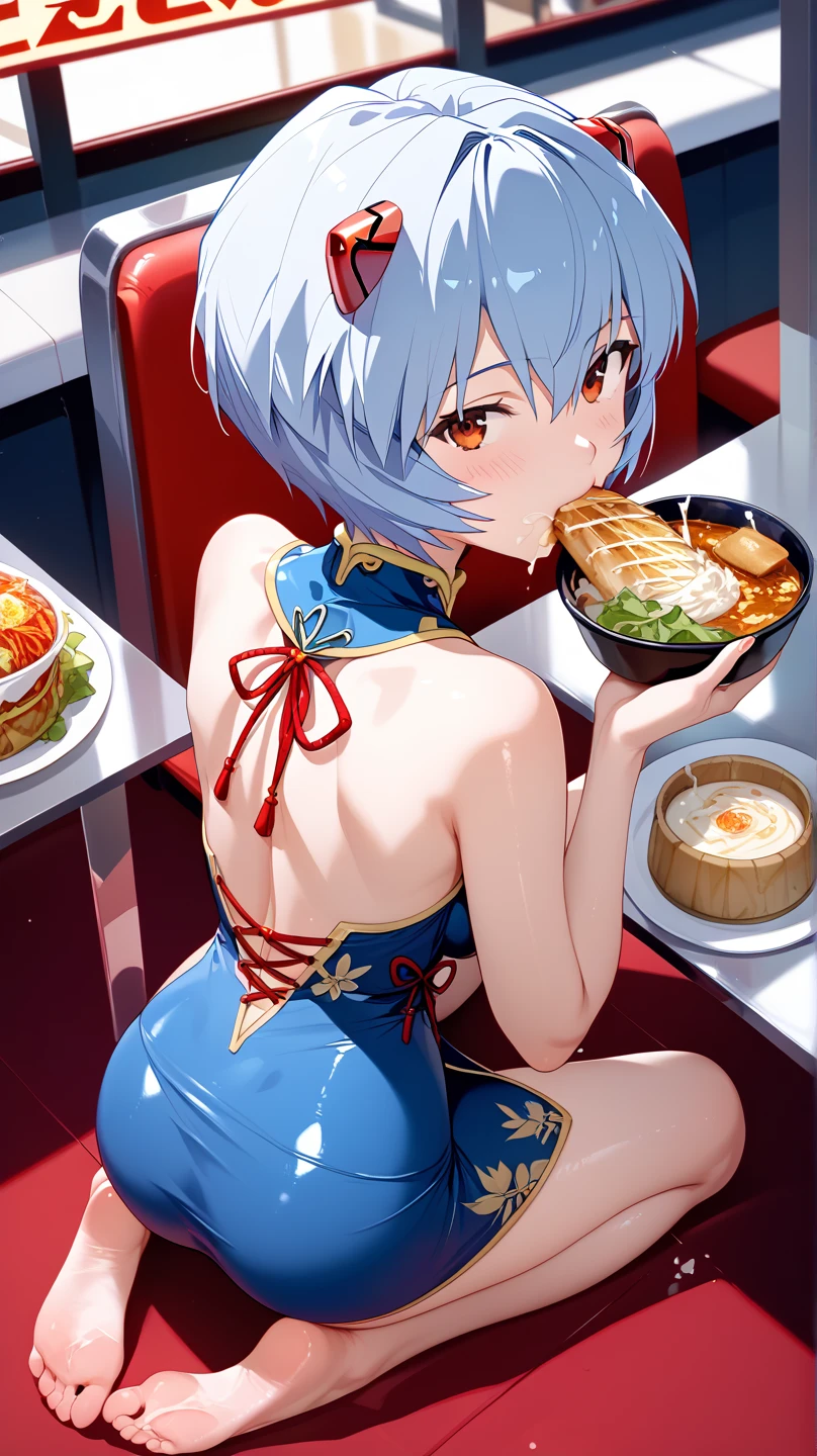 Mature Woman　China dress　Large Breasts　Attractive thighs　Blue Hair　Chest visible from the side