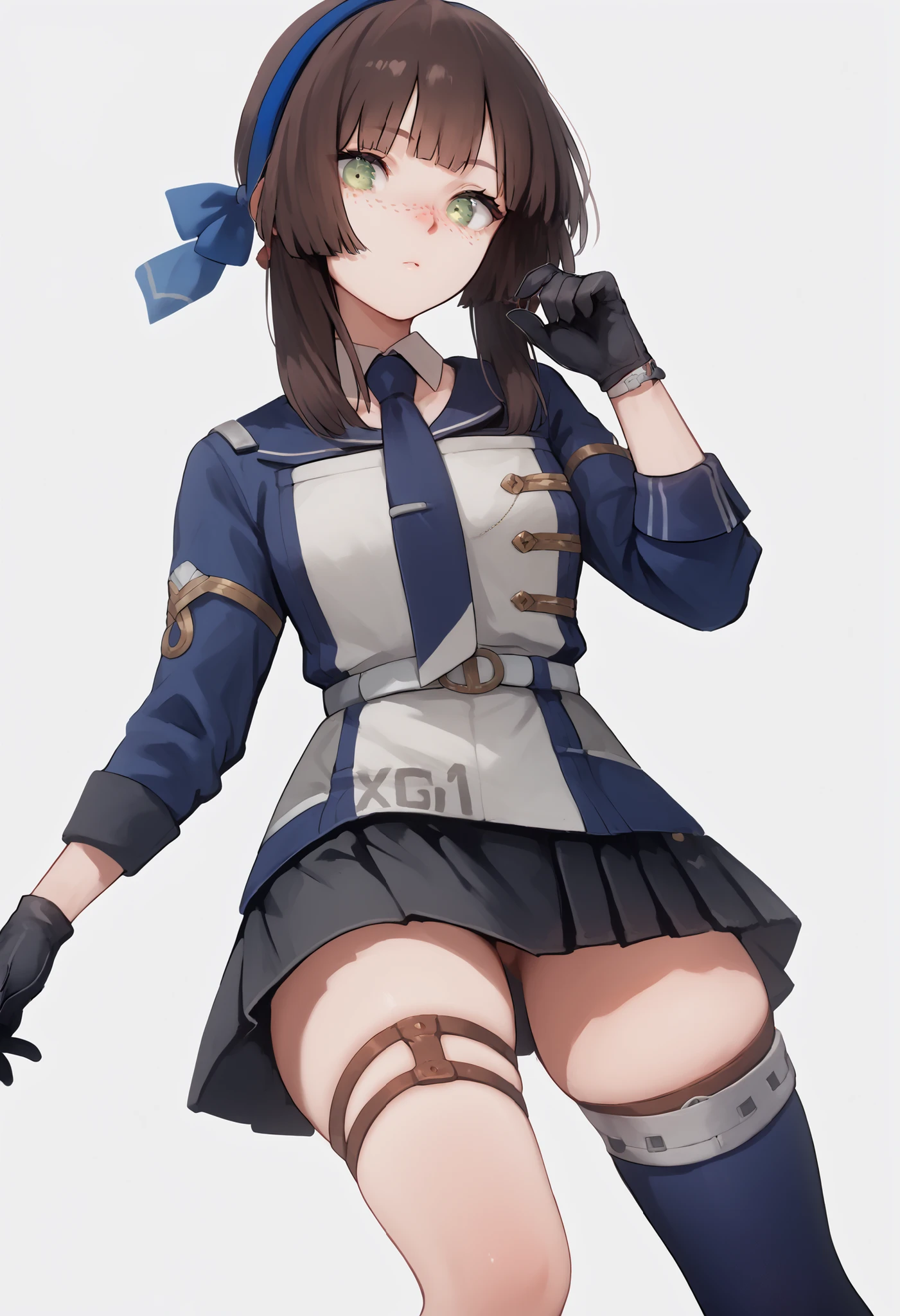 mogadorKC, green eyes,thighhighs, black gloves,long sleeves,pleated skirt, necktie, miniskirt, black skirt, thigh strap, freckles, asymmetrical legwear,blue hairband,white belt,