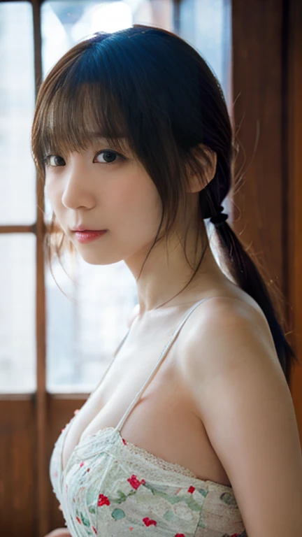 (8k、RAW Photos、Highest quality、masterpiece:1.2)、((night、Dark Room、Japanese-style room:1.5))、((、kimono、Nipplular、Gaze Here、Relaxed facial expression、Caramel colored hair、Double bun hair:1.3))、((smile、air))、(Realistic、Realistic)、1 person、(On the bed)、cute