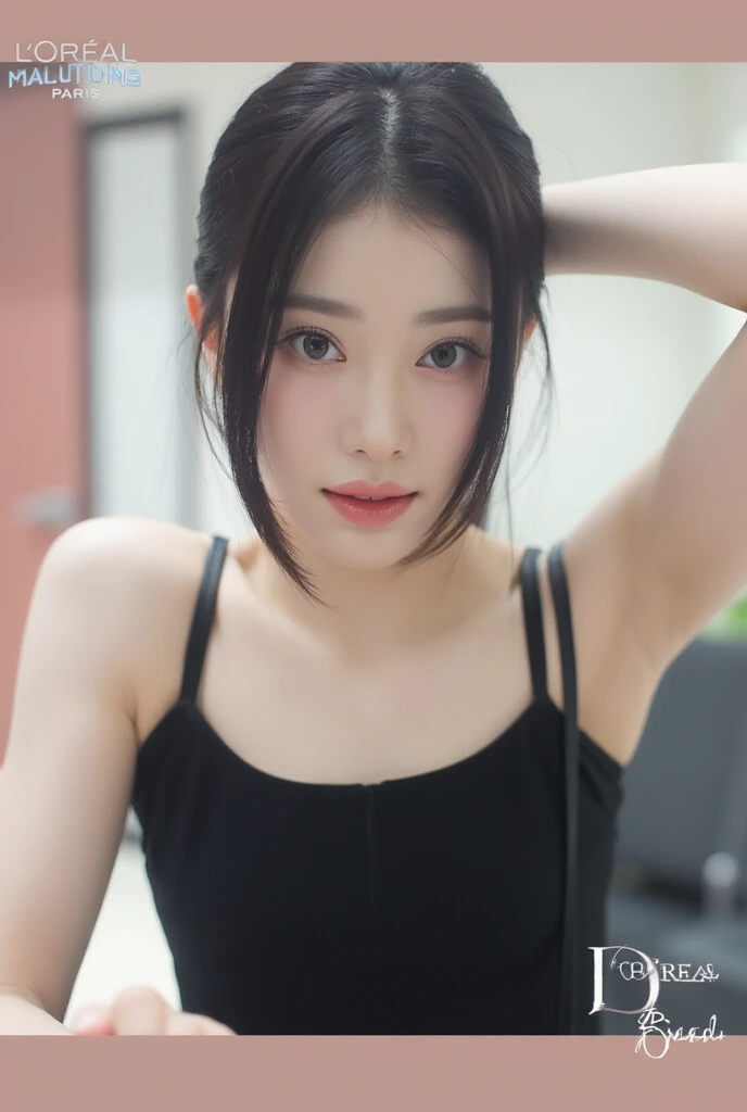 best qualtiy， 超高分辨率， （realisticlying：1.4），（（Medium hair））），absurderes：1.2， The background is blurred out， Bokeh：1.2， photography of， （RAW photogr：1.2）， （realisticlying：1.4）， （tmasterpiece：1.3）， （complexdetails：1.2）， 1girll， 独奏， delicated， beautifuldetails， （Detailed eyes）， （detailedfacialfeatures）， Petite， （（（Large breasts）））， skin tight， （Looking_at_peeping at the viewer），  （being thin）， （best qualtiy：1.4）， （超高分辨率：1.2）， cinematric light， （Extreme detail illustration）， （Gloss on lips， best qualityer， 超高分辨率， ，1girll， 独奏， （（（blue tanktop）））ssmile，