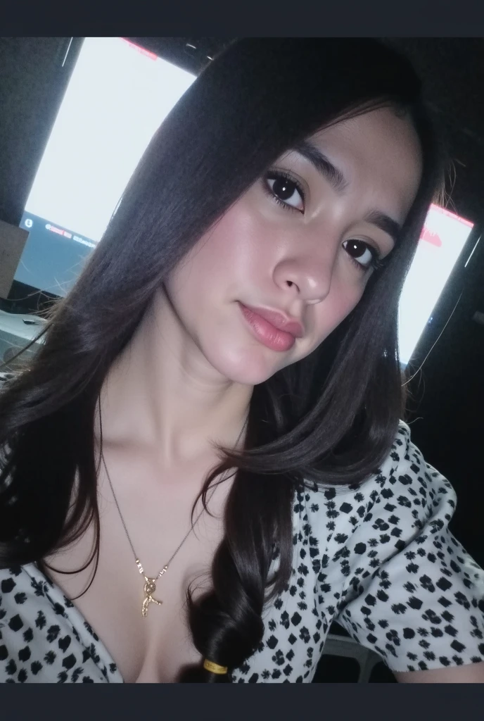 ((Meia-noite, best qualityer, 8k, work of art :1.3)), profile photo, sharp focus :1.2, get face from the image and hair without changes :1.4, slendered abs :1.1, ((dark brown hair, professional composite clothing :1.2)), (beige blazer and light blue blouse inside:1.2), ((background in office. Well lit and out of focus:1.3)), Highly detailed texture of face and skin, detailedeyes, very clear and bright image. back-illuminated, Off The Shoulder