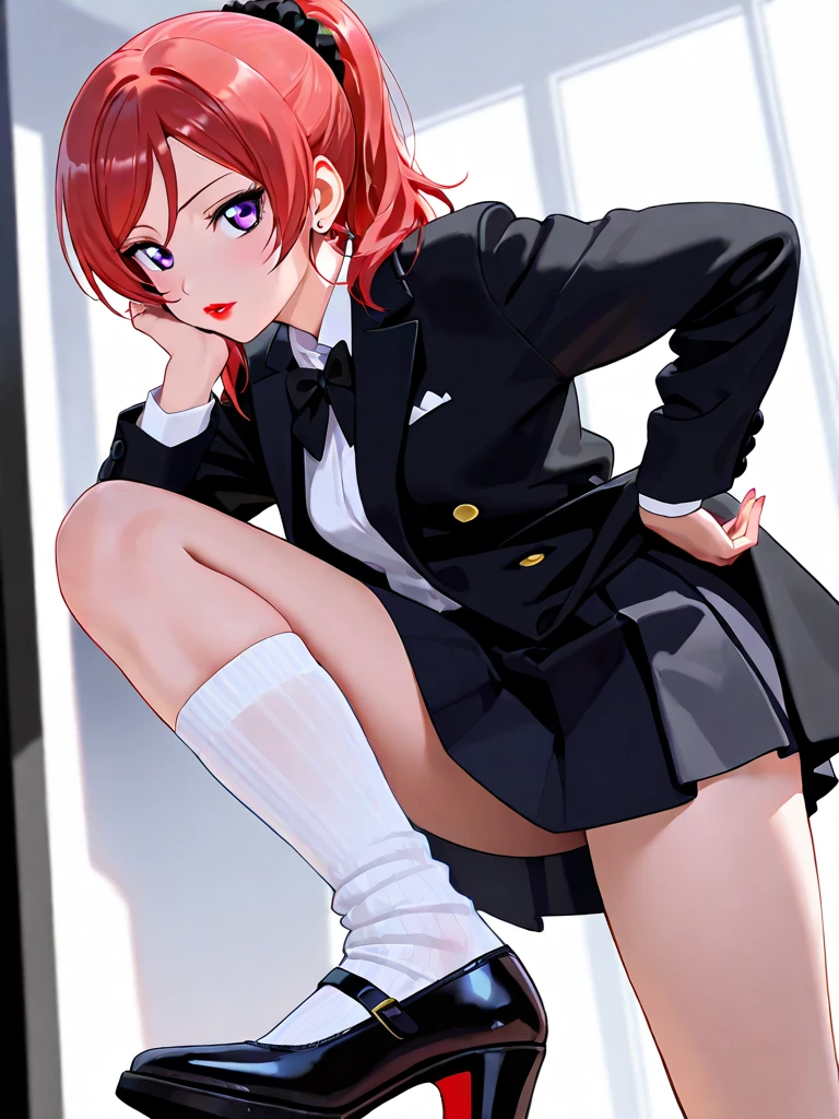 Maki Nishikino、One Girl, Five Fingers, mini skirt, Looking down at the viewer,, Highest quality, Focus on the thighs, Dynamic pose, smile, blazer, blouse, Black Pantyhose, panties under pantyhose, Standing Split, Stylish pose,My thighs and groin are steamy 、Crowd