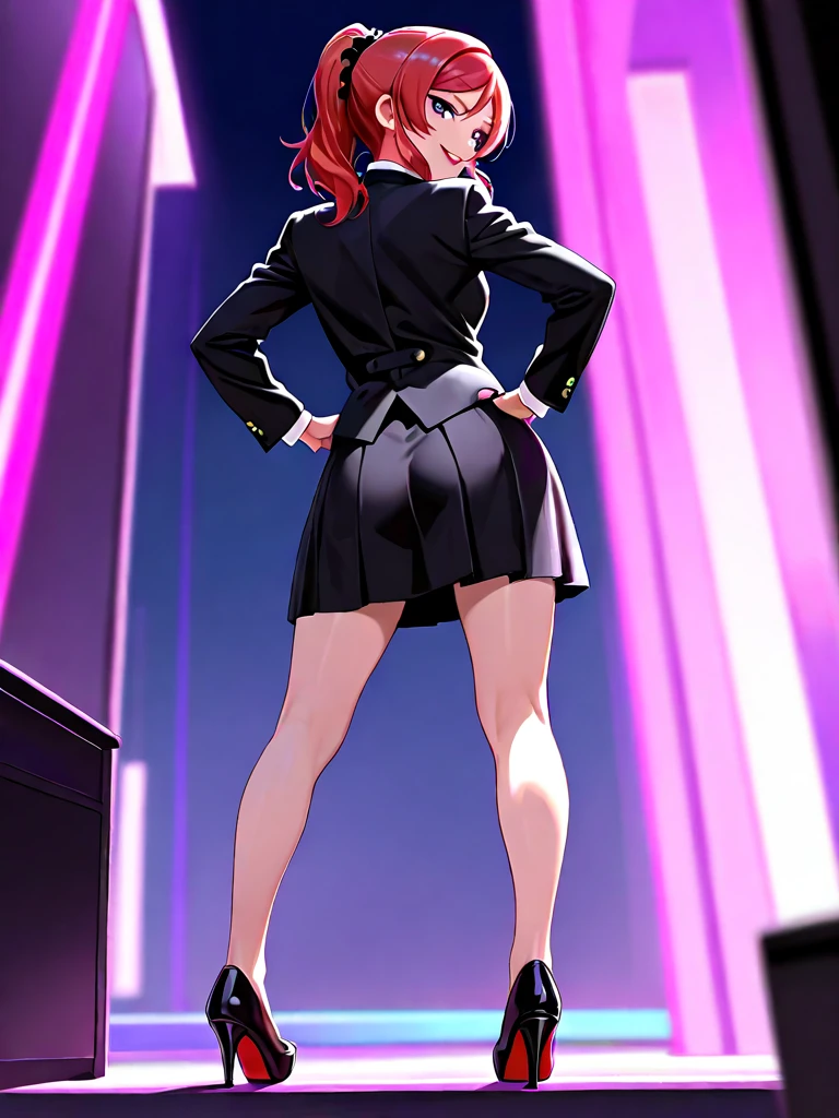 Maki Nishikino、One Girl, Five Fingers, mini skirt, Looking down at the viewer,, Highest quality, Focus on the thighs, Dynamic pose, smile, blazer, blouse, Black Pantyhose, panties under pantyhose, Standing Split, Stylish pose,My thighs and groin are steamy 、Crowd