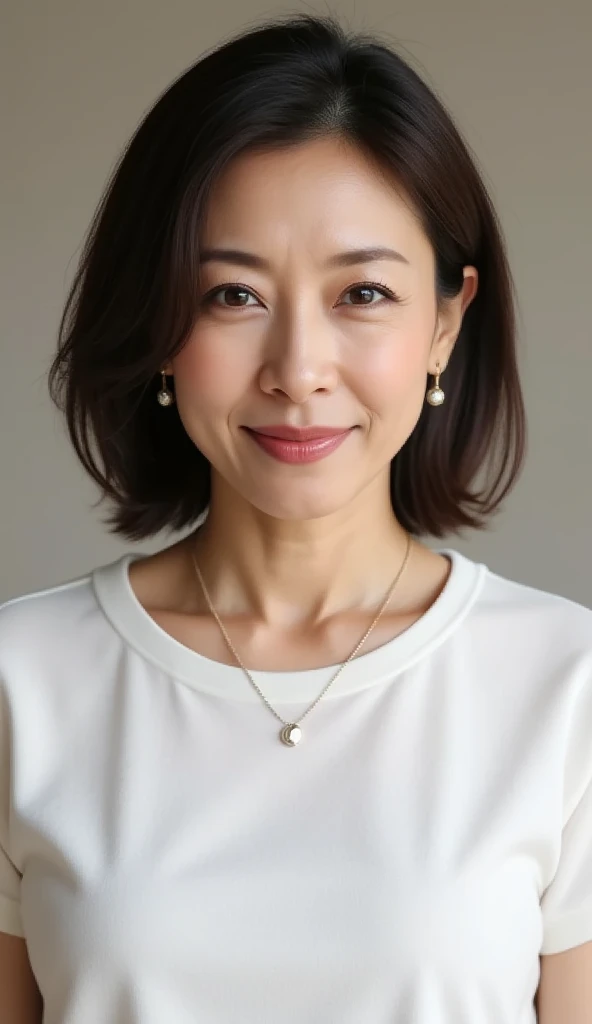Single-color background, Turn your body to the front, Japan30beauty of age, portlate,