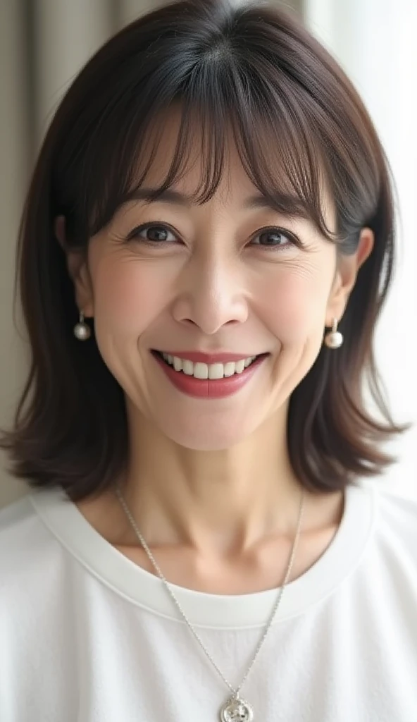 50-year-old woman、Bright smile、Sexy、The arm is out、sexy、Plain background、Background white、Clothes that expose a lot of skin、Hair length: bob、camisole、lingerie
