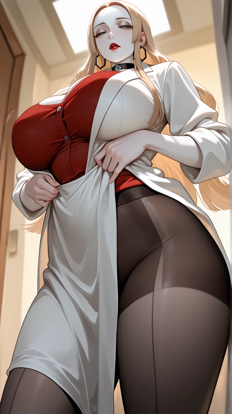 blonde,teenage girl,Big breasts