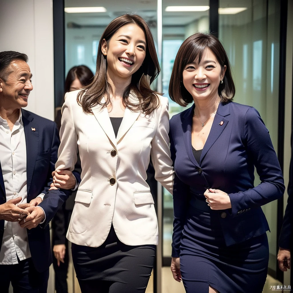 50-year-old woman、Japanese、Classy sex appeal、sexy、Clear Skin、Perfect Sentence、beauty、Glowing Skin、透明なbeauty、Goddess of Eros、8KHigh resolution、自然光のbeauty、High resolution、Realistic、Fair skin、masterpiece、Watery eyes、Saggy breasts、Gravure quality、smile、construction area、office lady、Wearing a business suit、On the way to work