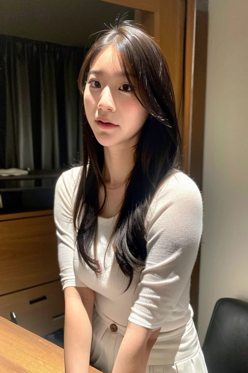 Young and beautiful woman、Casual loungewear、Selphy、Selphy、Close-up、胸上のClose-up、Sloppy posture on the sofa、Erotic regime、I can see your pussy Very large breasts、Extremely large breasts、smile、not wearing makeup