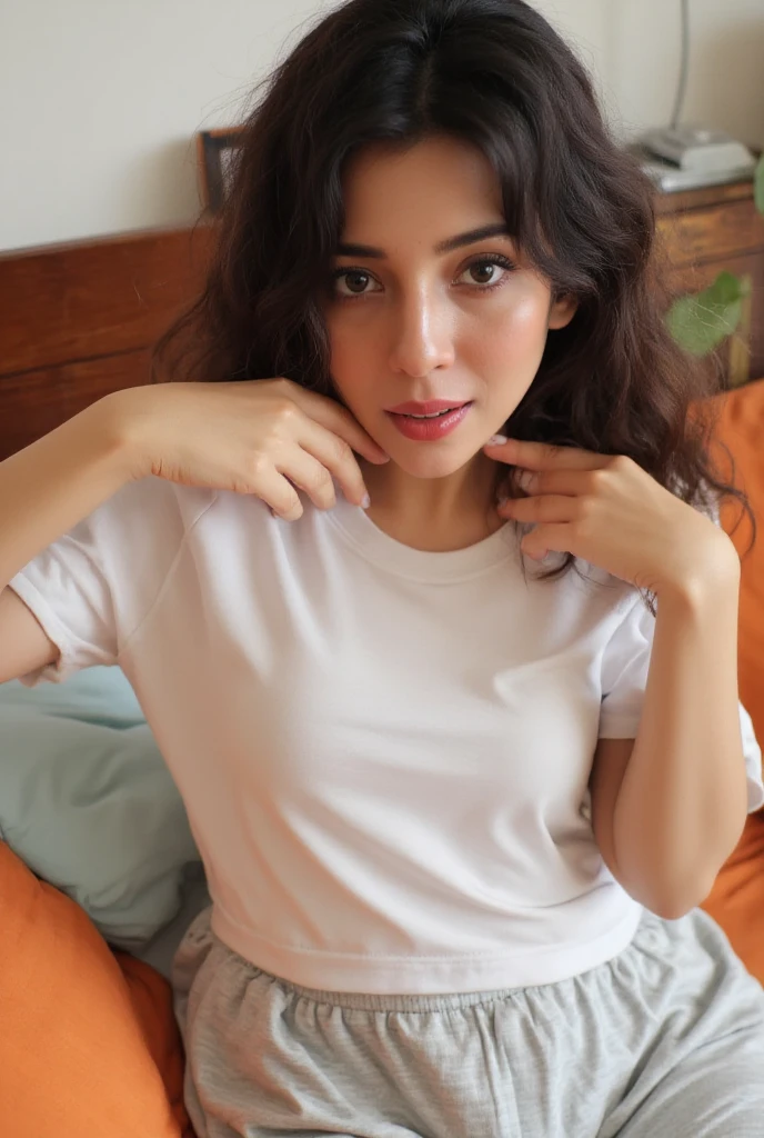 Crie uma imagem de uma mulher deitada nua na cama