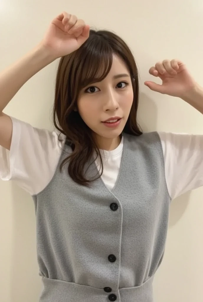 ((Are standing、Curved waist、Smile、Medium Short Hair、Big Breasts that can be seen even through clothes、Both hands are in front of the navel、A photo of panties visible through a short polo shirt、roll up one&#39;s shirt with one&#39;s hands、She is wearing a white polo shirt and luxurious white panties.、:1.4))、In the living room、Cream hair color、Her huge breasts are obvious even through her clothes....、Small earrings、Light brown hair color、:1.4））、Shiny Hair、Light beige hair color、Background Blur、Light brown hair、｛｛Cowgirl Shot｝｝、（（Close-up shot from the waist up、Big Breasts:1.4））、Big Breasts、Smilesmile、Big Breasts that can be seen even through clothes、Cowboy Shot、A lovely smile、（（Revealing clothing））、Full body photo、ring、Tuck your hair behind one ear、Silver Necklace、smile、Caustics、Highly detailed photos、Big Breasts、Super no makeup、(8K、RAW Photos、Highest quality、masterpiece:1.2)、(Realistic、Realistic)、1 Girl、((Big Breastsショートヘア、Looking into the camera:1.4))、Hair blowing in the wind
