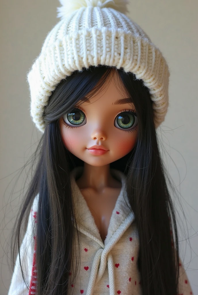 A Blythe doll with light skin , long black hair thick, slightly arched eyebrows, the dark eyes, medium length eyelashes and slightly pink and shiny lips. With a light beige sweater