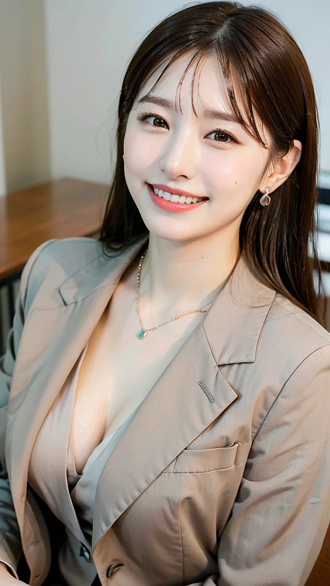 (top-quality、8K、32K、masterpiece、nffsw:1.2)、Photos of pretty Japan women、(A detailed face:1.1)、Simple dark blue suit、(Look at viewers:1.1)、large full breasts、The upper part of the body、a necklace、White shirt with collar、skirt by the、a smile
