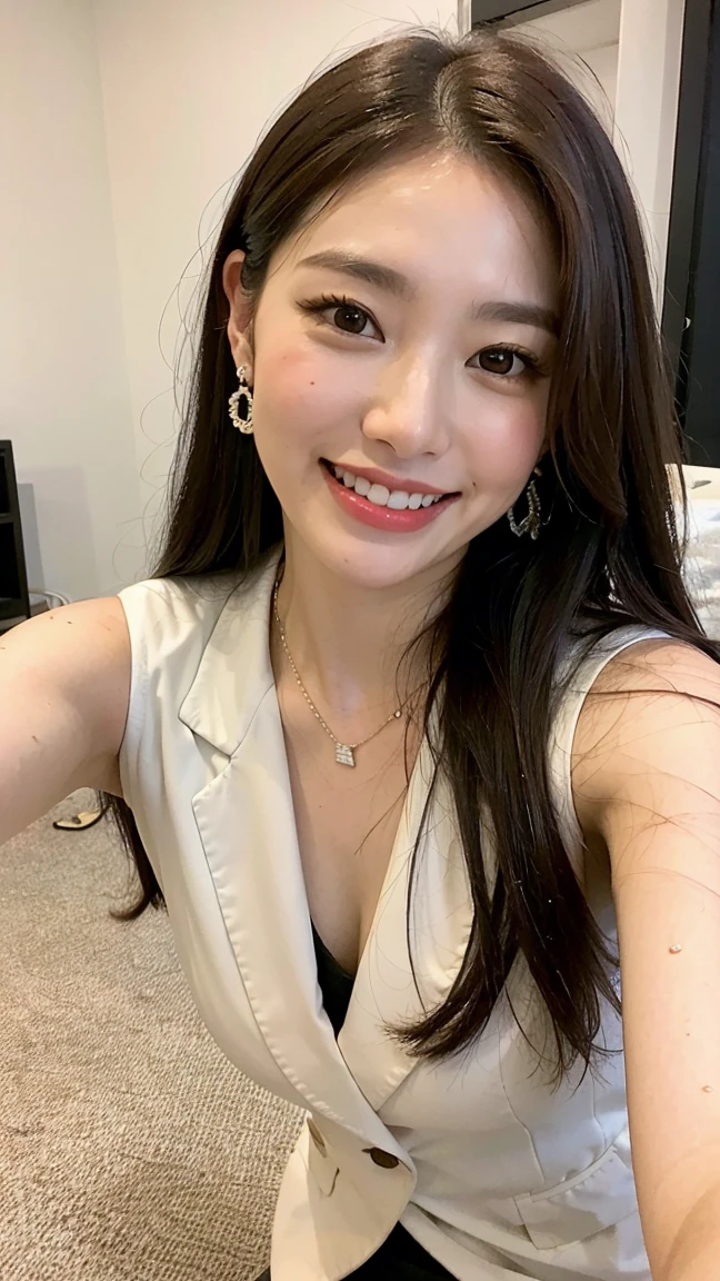 ((8K:1.27)、highest quality、masterpiece、超A high resolution:1.2)photo beautiful japanese women (fun:1.1) (white shirt clothes:1.21) Designed by Greg Rutkowski and Alphonse Mucha Complex elegance、fantasy、detailed、geometry、gradient lighting、1 girl、26 years old、delicate skin、looking at the audience、brown eyes、(flaxen short hair:1.2)、(small breasts:1.0)、(medium areola:0.8)、(Photoreal:1.4)、(highest quality:2.0)、(超A high resolution:1.0)、(Without the use of hands:1.0)、8K、RAW photo、 (representative song: 0.2), (Pueros face_V1:0.5)、tight clothes、tight clothes、tote bag、No sleeve、one piece、No sleeve、See-through、smile、necklace、linen material、shirt、Ginza 4-chome、after work、evening、business fashion、parted bangs、hair tied up、close up hairstyle、gentle smile、lapel rack、up to the chest、small breastsの形がはっきりと見える、hang the bag、stick out your butt、big ass、Futomo、