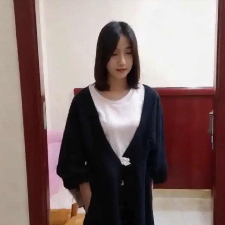 (masterpiece, best quality:1.2), 1girl, solo