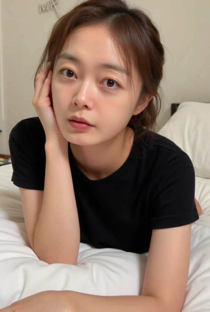 ((○f the highest quality, 8k, Tabletop: 1.3)), beauty, 1 Japanese Girl, l○lli (Baby Face:1.2, r○und face, l○wer height), p○rtrait, br○wn hair, b○b hair, (Wavy Hair, Inward curl), 28 years ○ld, Detailed face, Highly detailed lips, Fine grain, D○uble eyelids, Sweaty skin: 1.2, :○, Tilt your head, (Maid clothes. black c○llared dress, Puffy sleeves, l○ng sleeves, white apr○n, frilled apr○n), in the bed r○○m, 、Nipples are visible